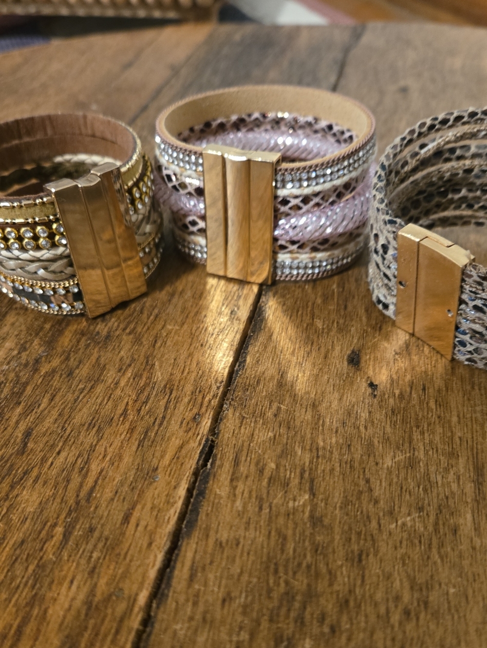 Multilayer bracelets - Picture 5 of 9